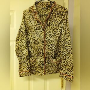 chanteuse leopard print pajama top